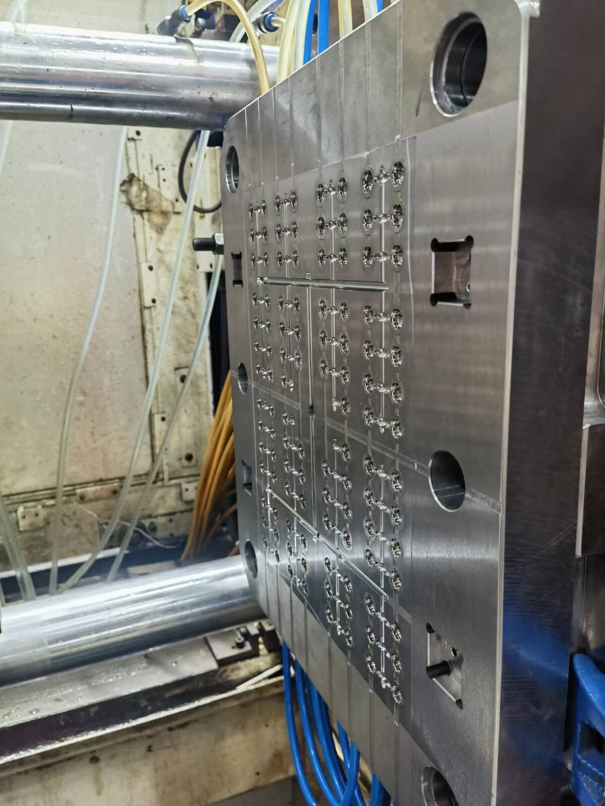 Syringe Mold