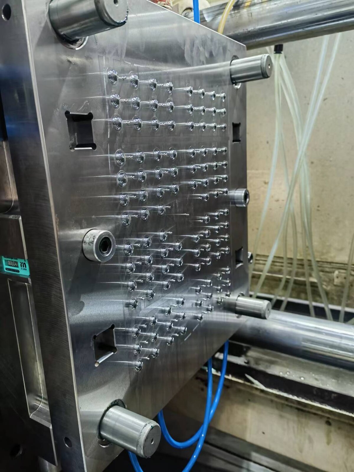 128-cavity gasket mould